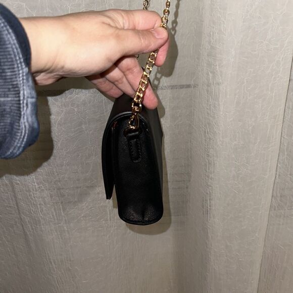 MM Black Gold Tone Hardware Red Lined Crossbody Bag Purse - Picture 4 of 11